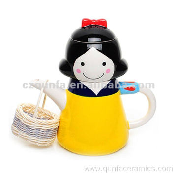 Hand painted Snow white design custom ceramic teapot